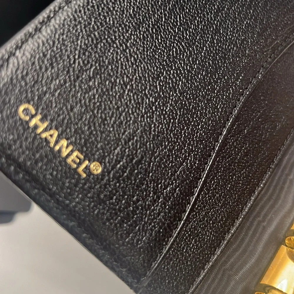 CHANEL AGENDA Black Leather with Binder Rings 4”x5.5”
